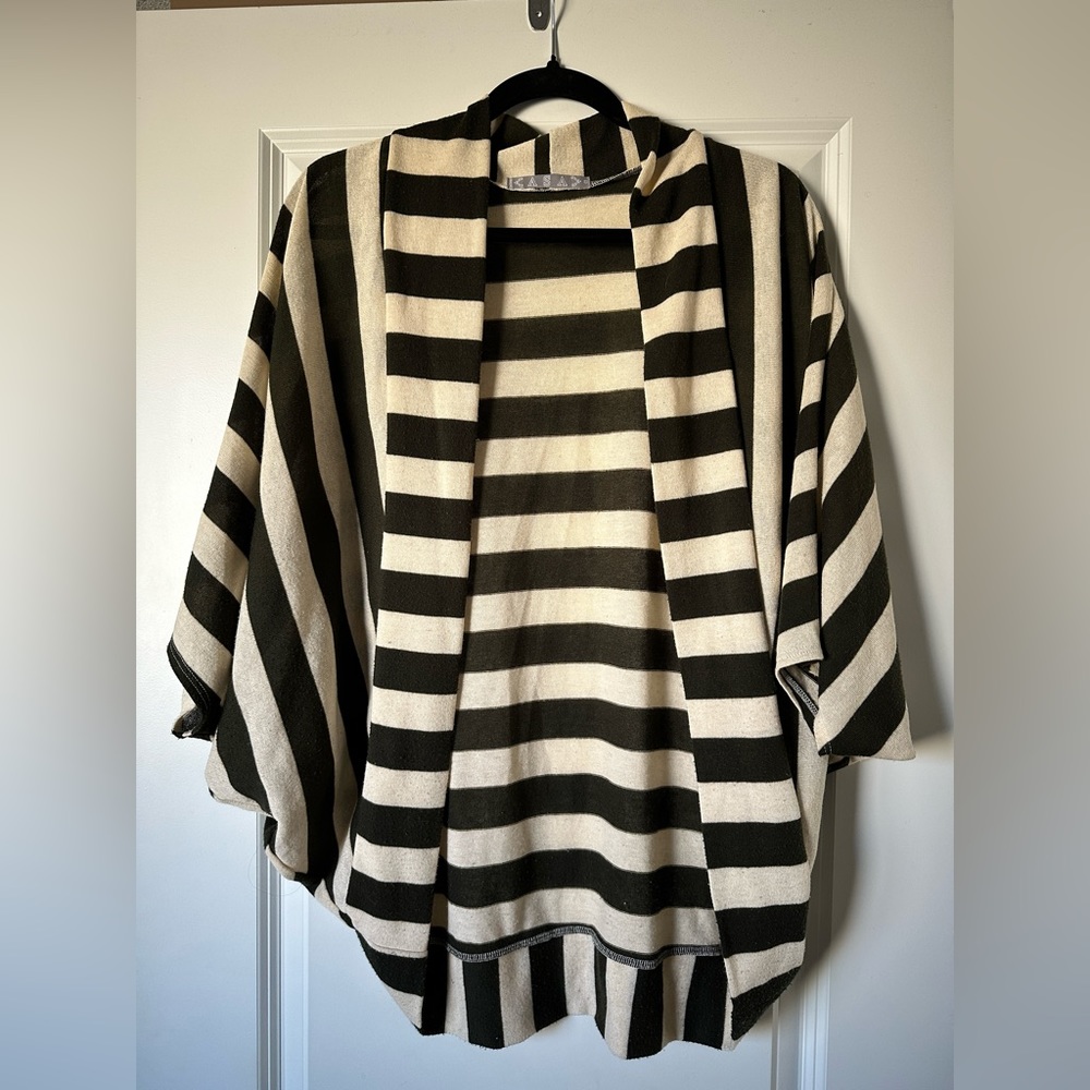 Scoop cardigan, gently worn, size small
